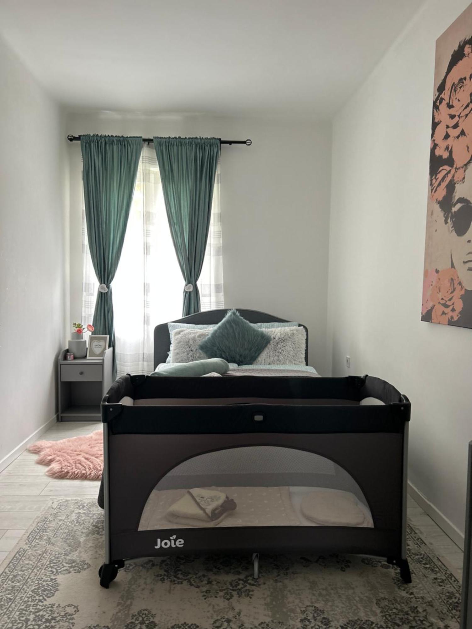 Апартаменты Sophie'S Urban Nest Мишкольц Экстерьер фото